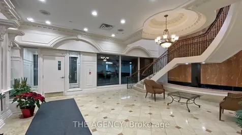 880 Grandview Way Toronto ON M2N 7B2