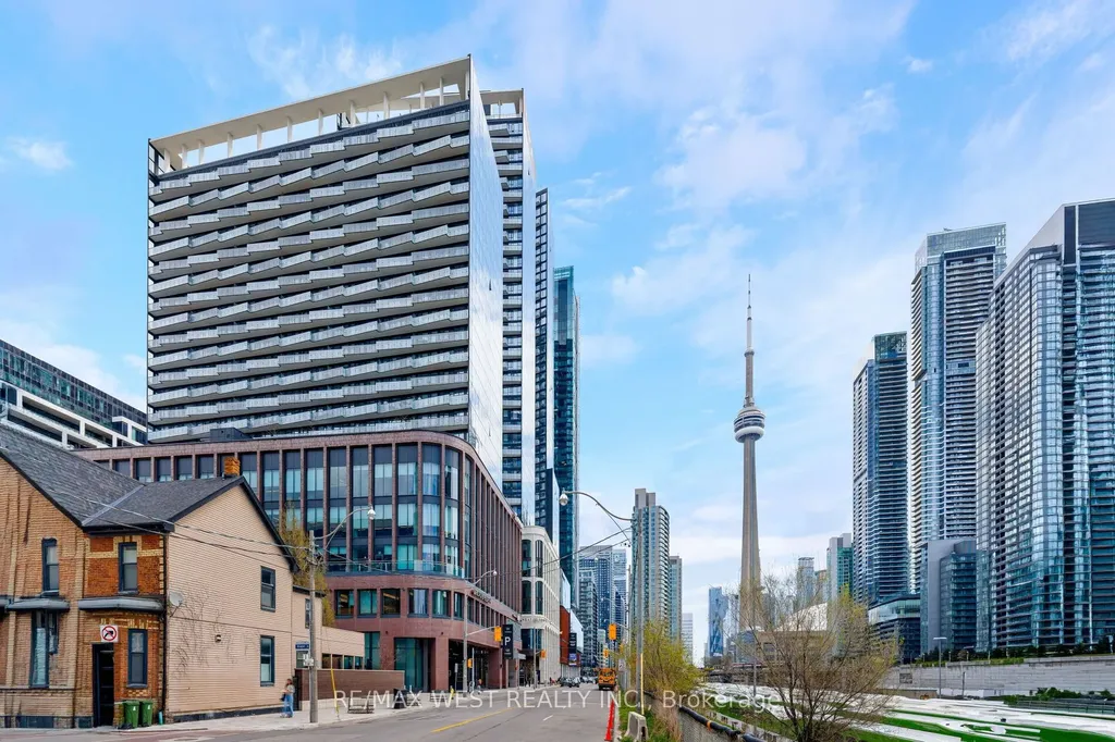 480 Front Street W Toronto ON M5V 0V5