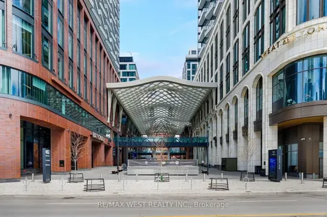 480 Front Street W Toronto ON M5V 0V5