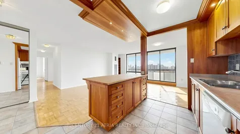 260 Seneca Hill Drive Toronto ON M2J 4S6