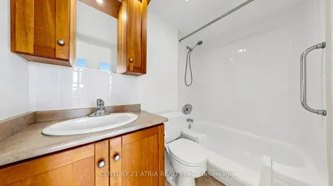 260 Seneca Hill Drive Toronto ON M2J 4S6