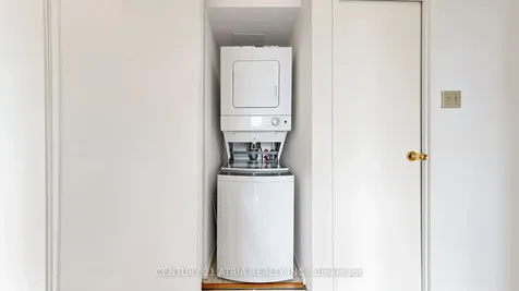 260 Seneca Hill Drive Toronto ON M2J 4S6