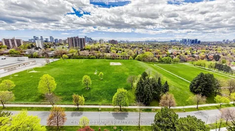 260 Seneca Hill Drive Toronto ON M2J 4S6