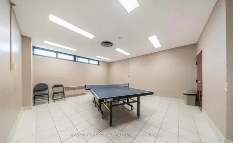 260 Seneca Hill Drive Toronto ON M2J 4S6
