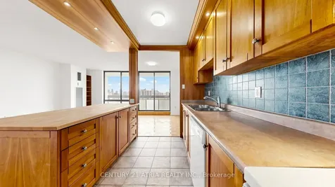 260 Seneca Hill Drive Toronto ON M2J 4S6