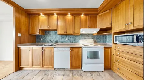260 Seneca Hill Drive Toronto ON M2J 4S6