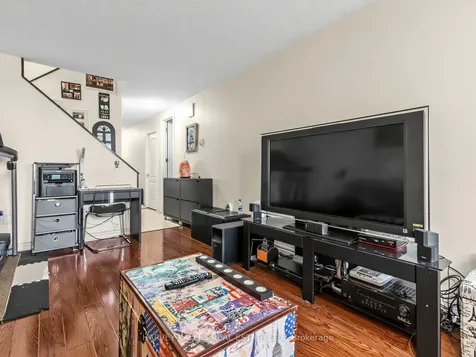 55 Sunny Glenway Toronto ON M3C 2Z5