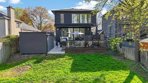 17 Lynnhaven Road Toronto ON M6A 2K7