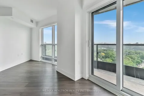 585 Bloor Street E Toronto ON M4W 0B3