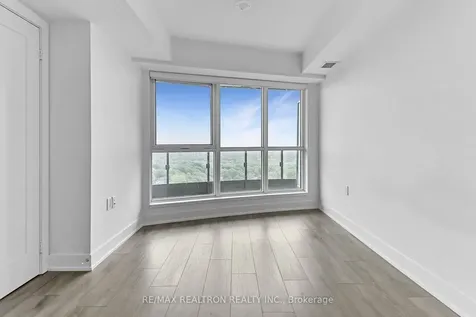 585 Bloor Street E Toronto ON M4W 0B3