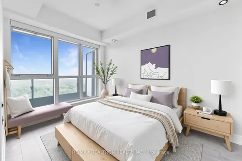 585 Bloor Street E Toronto ON M4W 0B3