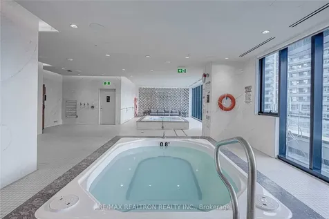 585 Bloor Street E Toronto ON M4W 0B3