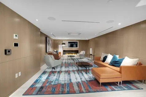 585 Bloor Street E Toronto ON M4W 0B3