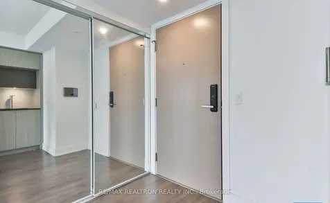 585 Bloor Street E Toronto ON M4W 0B3