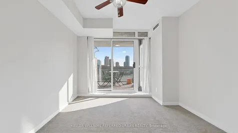 120 Dallimore Circle Toronto ON M3C 4J1