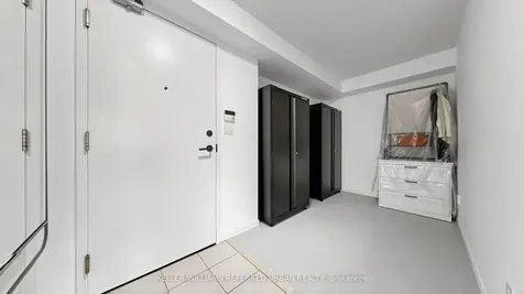 120 Dallimore Circle Toronto ON M3C 4J1