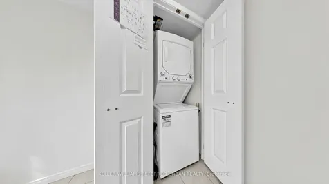 120 Dallimore Circle Toronto ON M3C 4J1