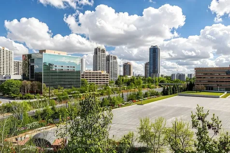 120 Dallimore Circle Toronto ON M3C 4J1