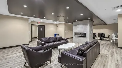 120 Dallimore Circle Toronto ON M3C 4J1