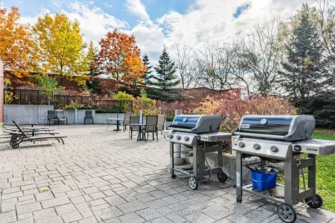 120 Dallimore Circle Toronto ON M3C 4J1