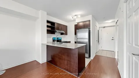120 Dallimore Circle Toronto ON M3C 4J1