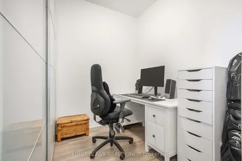50 Ann O'reilly Road Toronto ON M2J 0C9