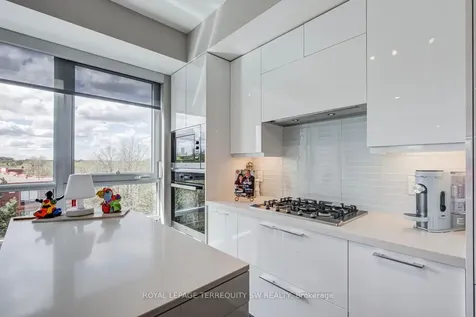 3 Southvale Drive Toronto ON M4G 1G1