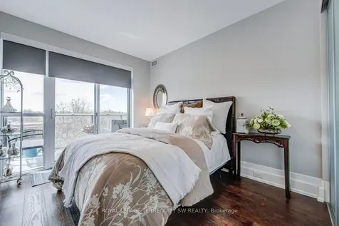 3 Southvale Drive Toronto ON M4G 1G1