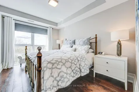 3 Southvale Drive Toronto ON M4G 1G1