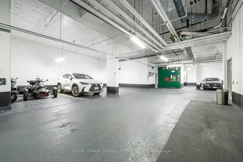 3 Southvale Drive Toronto ON M4G 1G1