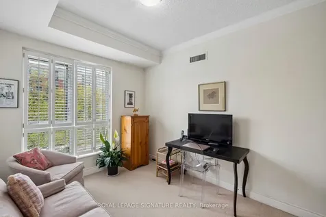 11 William Carson Crescent Toronto ON M2P 2G1