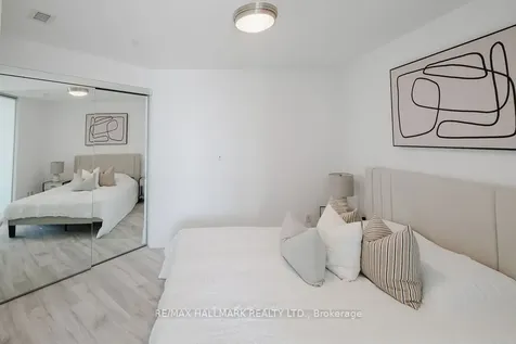 1 Edgewater Drive Toronto ON M5A 0L1