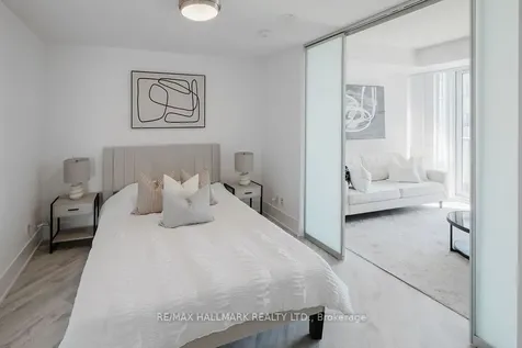 1 Edgewater Drive Toronto ON M5A 0L1