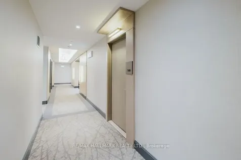 1 Edgewater Drive Toronto ON M5A 0L1