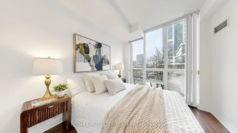 16 Yonge Street Toronto ON M5E 2A1
