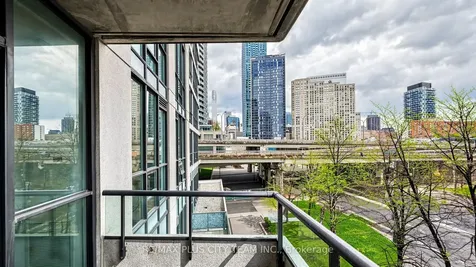 16 Yonge Street Toronto ON M5E 2A1