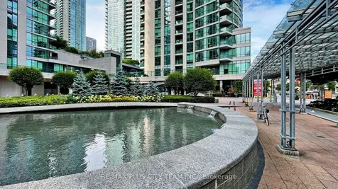 16 Yonge Street Toronto ON M5E 2A1