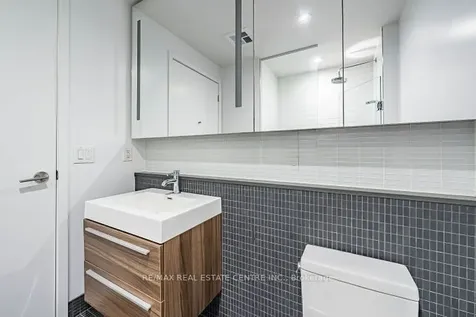 8 Dovercourt Road E Toronto ON M6J 0B6