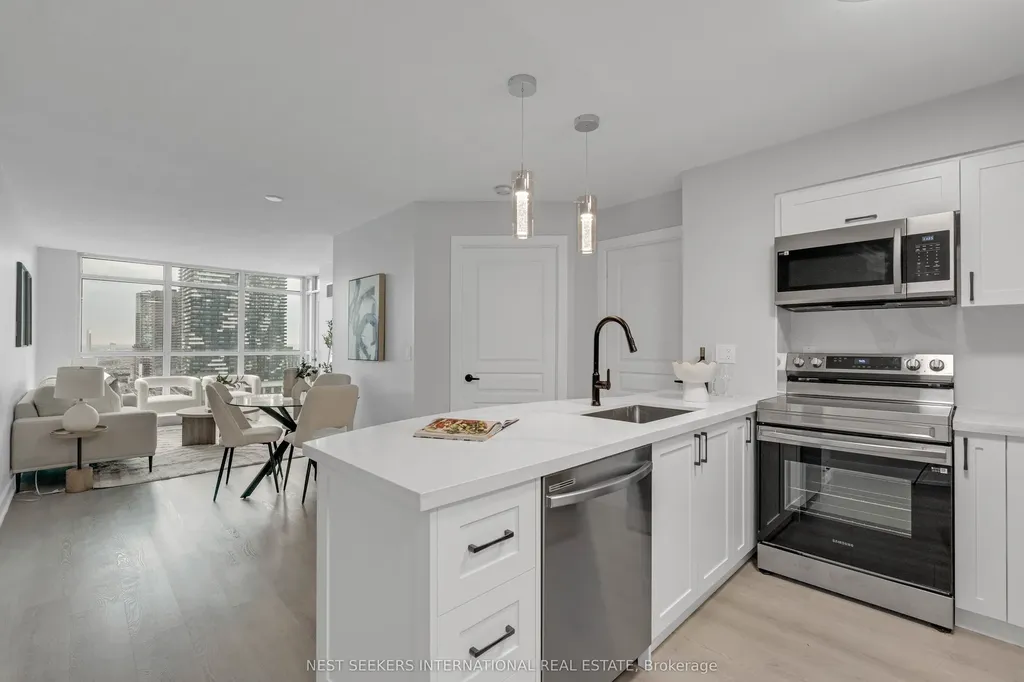 18 Yonge Street Toronto ON M5E 1Z8