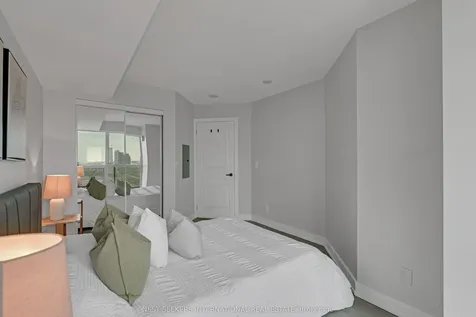 18 Yonge Street Toronto ON M5E 1Z8