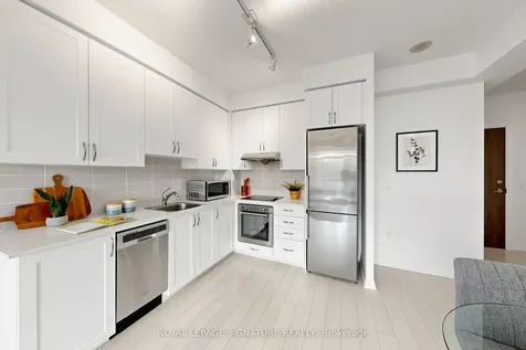 55 Ann O'reilly Road Toronto ON M2J 0E1