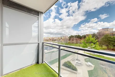 55 Ann O'reilly Road Toronto ON M2J 0E1