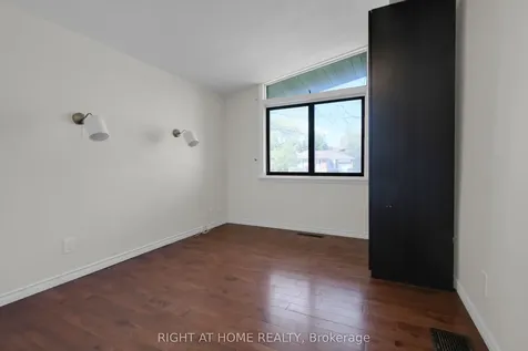 931 Willowdale Avenue Toronto ON M2M 3C3
