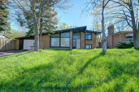 931 Willowdale Avenue Toronto ON M2M 3C3