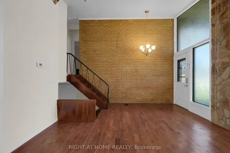 931 Willowdale Avenue Toronto ON M2M 3C3