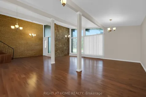 931 Willowdale Avenue Toronto ON M2M 3C3