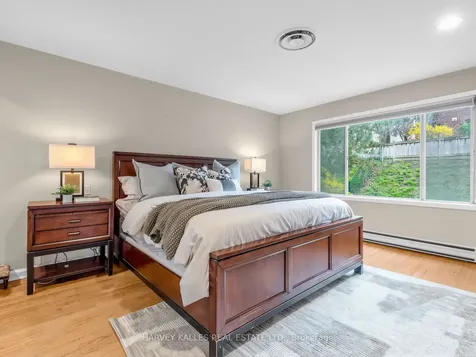 71 Prue Avenue Toronto ON M6B 1R6