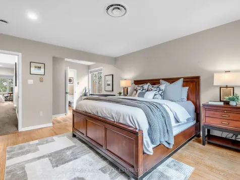 71 Prue Avenue Toronto ON M6B 1R6
