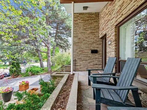 71 Prue Avenue Toronto ON M6B 1R6