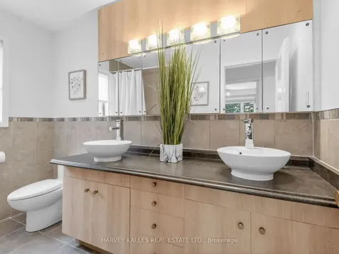 71 Prue Avenue Toronto ON M6B 1R6